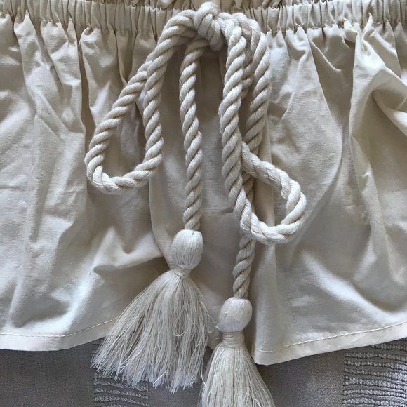 Moon River Tassel Puff Sleeve Top (NWT) - Picture 16 of 16